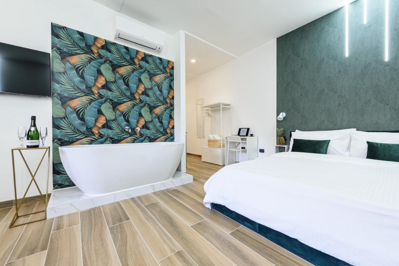 Sea City In Bed Naples Exterior photo